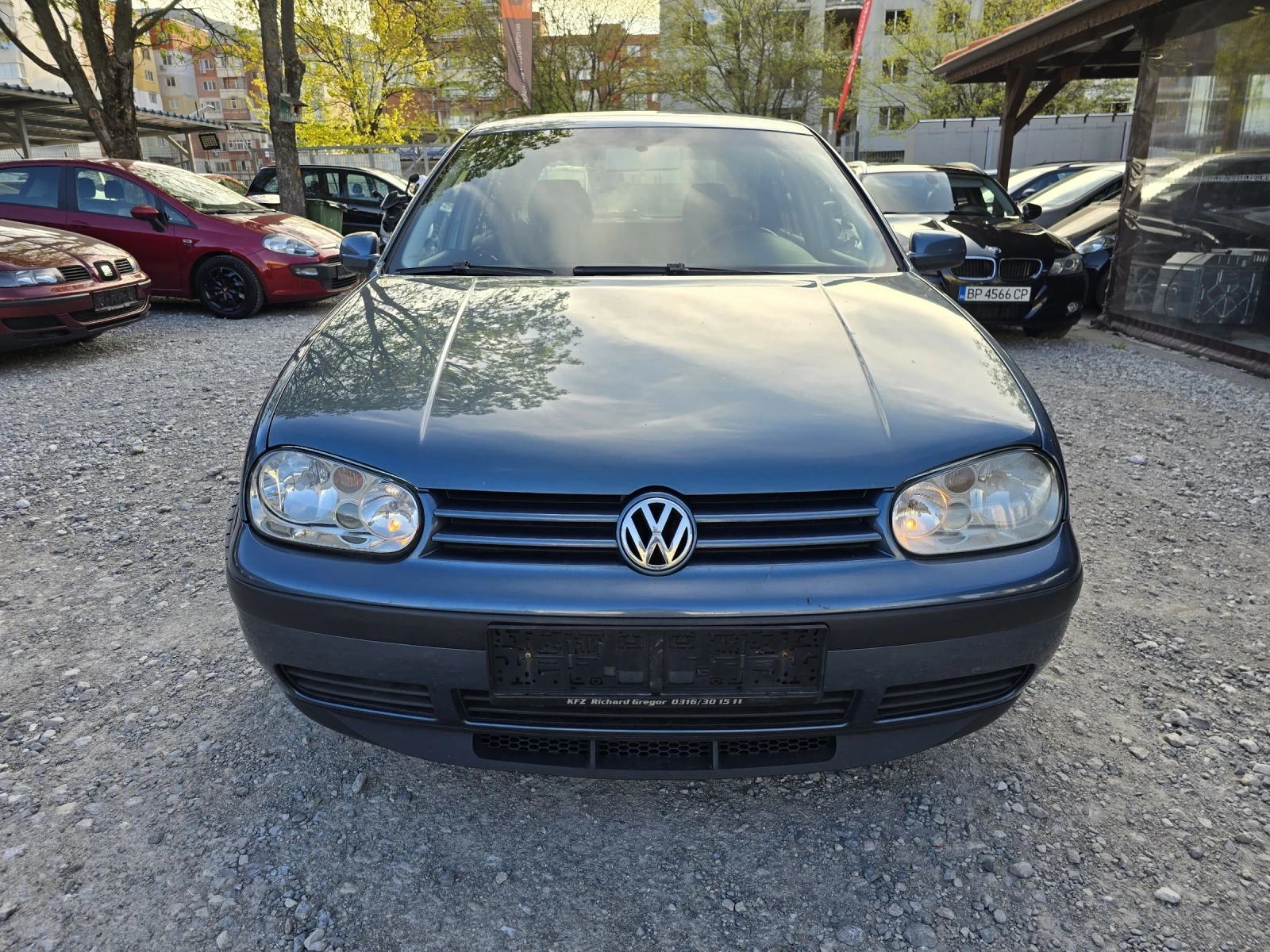 VW Golf 1.9TDI GT, снимка 17 - Автомобили и джипове - 54308590