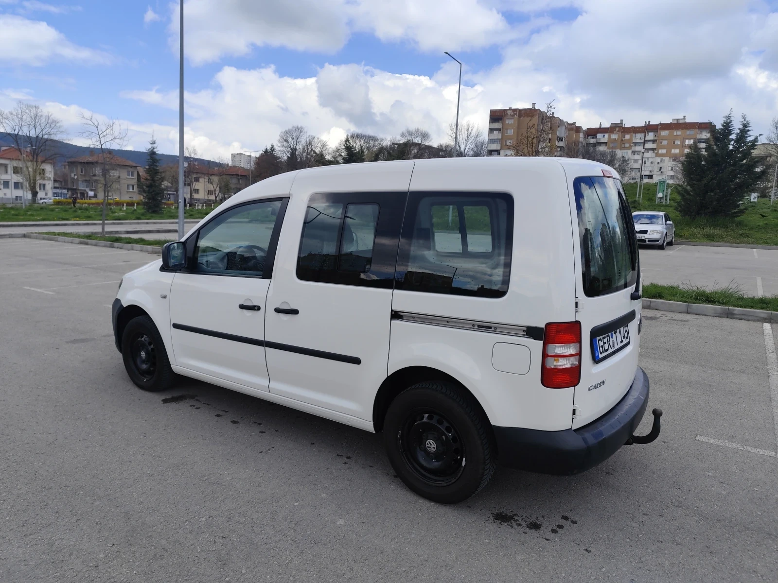 VW Caddy 1.6tdi navi товарен, снимка 4 - Автомобили и джипове - 54990010