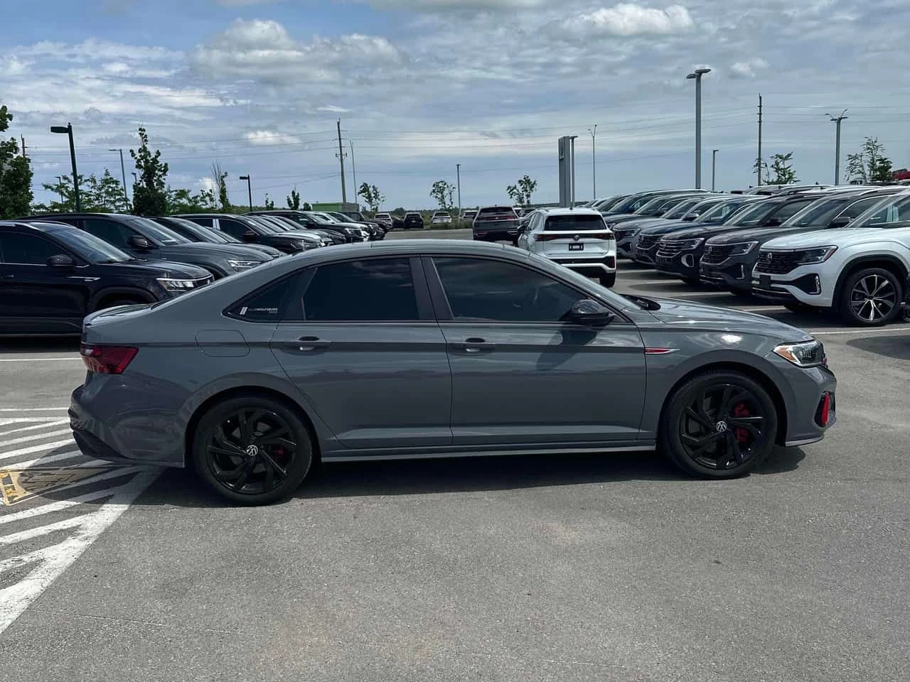 VW Jetta * DSG * CARFAX * БЕЗ ПЪРВОНАЧАЛНА ВНОСКА, снимка 3 - Автомобили и джипове - 54891110