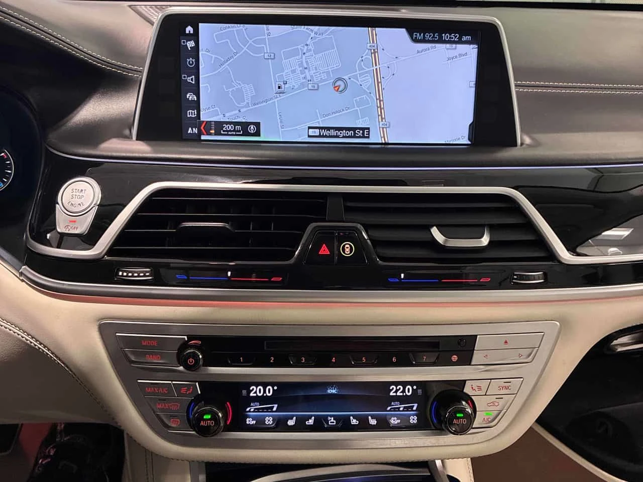 BMW 760 * M760Li xDrive * CARFAX * ЦЕНА ДО БГ, снимка 9 - Автомобили и джипове - 54901625