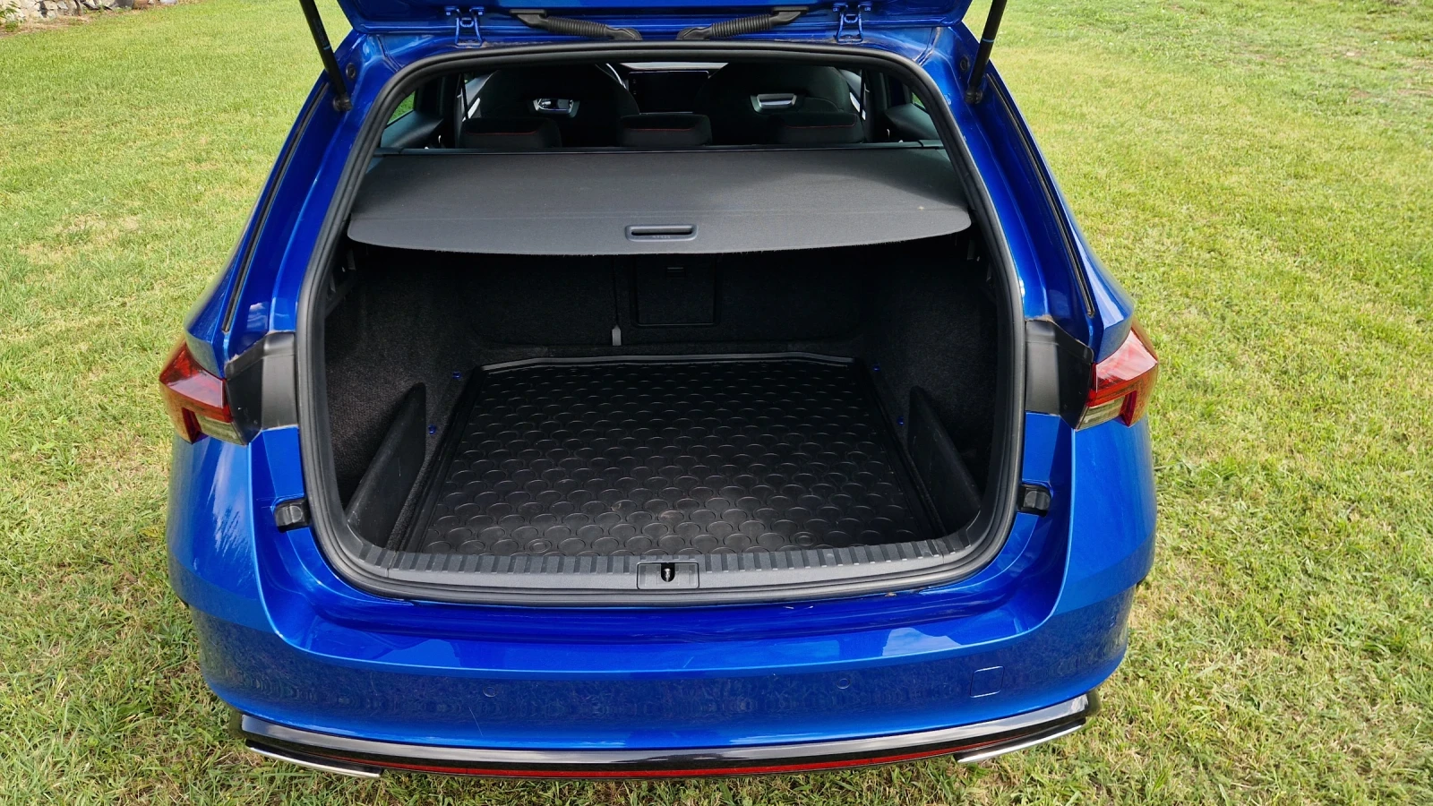 Skoda Octavia 2.0tdi VRS, Matrix, снимка 13 - Автомобили и джипове - 54911078