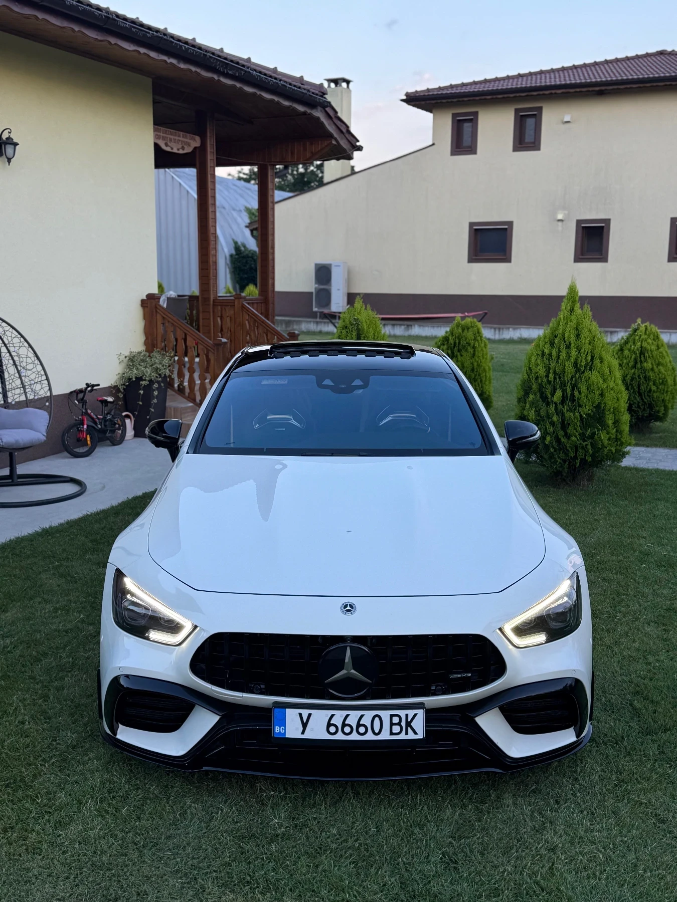 Mercedes-Benz AMG GT 4.3 AMG* 6.3 Optic* Burmester* Headup* Soft* Pano*, снимка 7 - Автомобили и джипове - 55125199