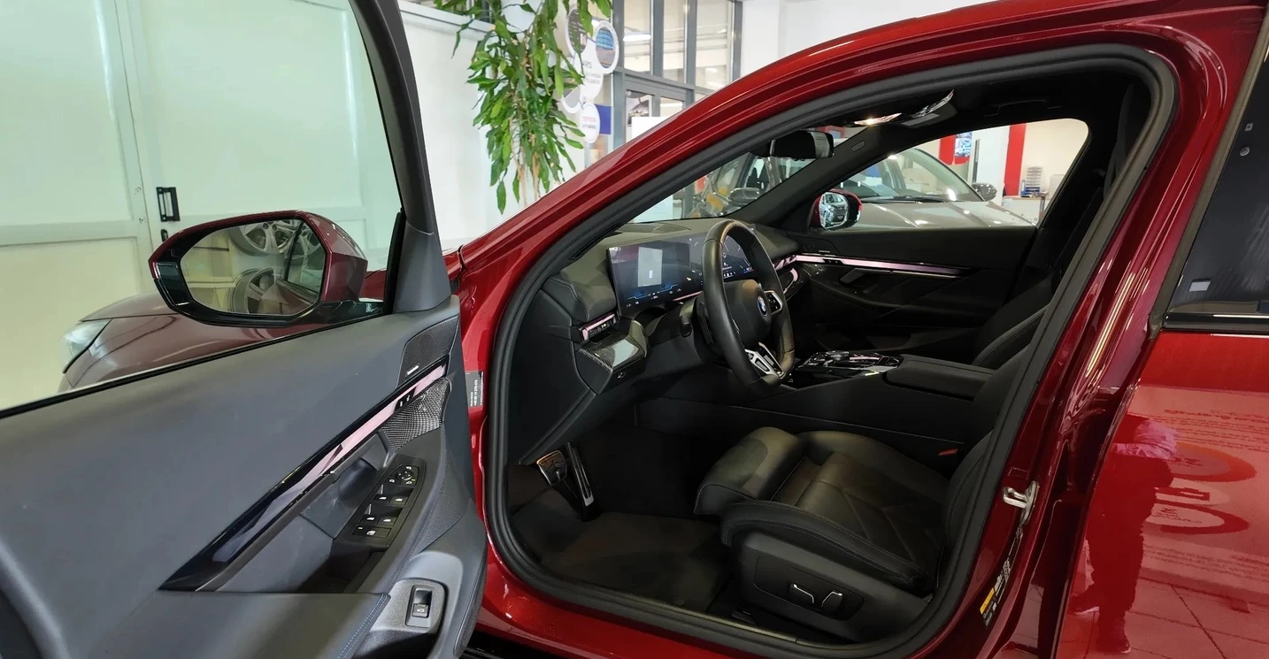 BMW i5 xDrive40 M-Sport Pro , снимка 5 - Автомобили и джипове - 55389422