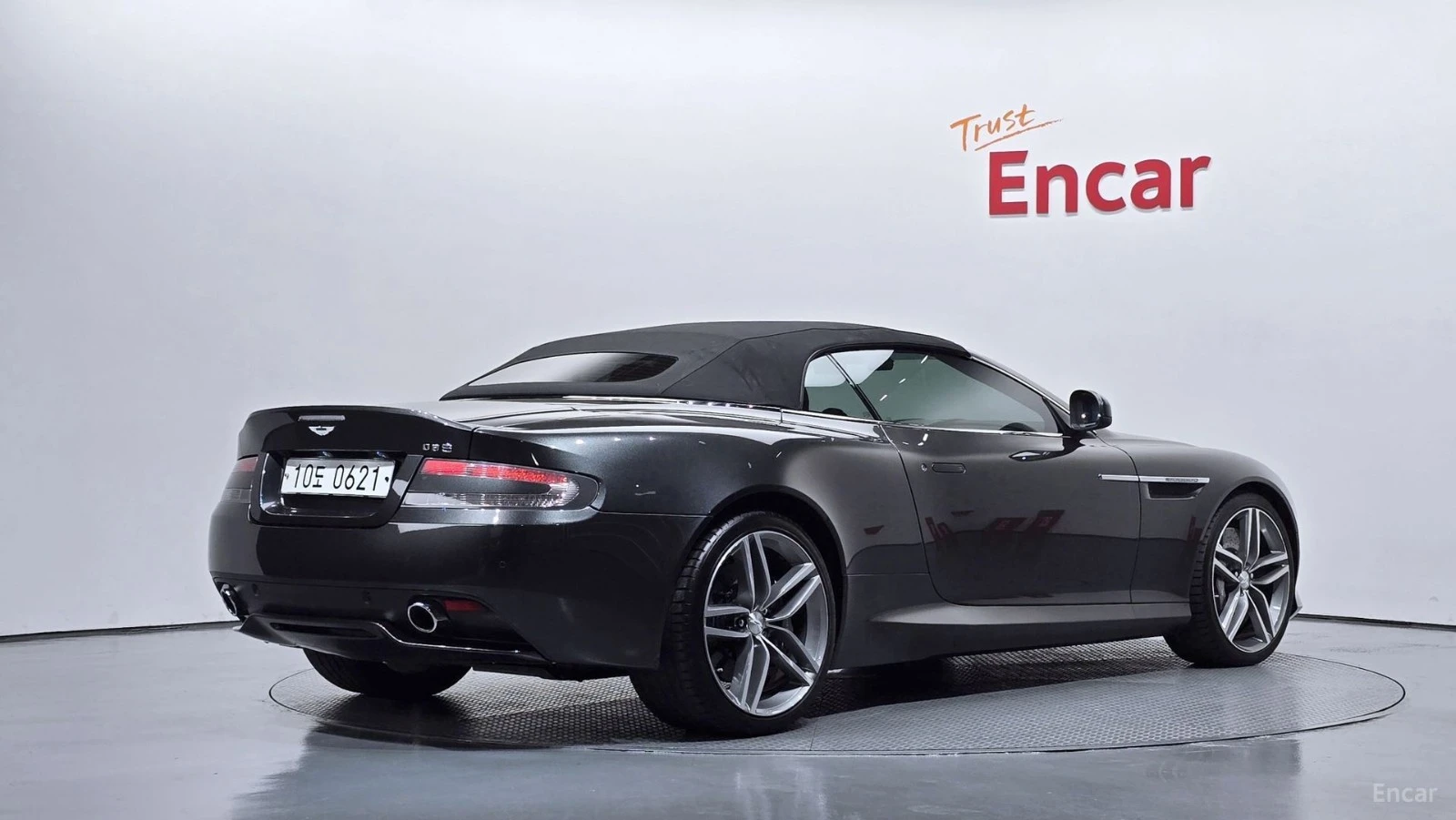 Aston Martin Db9 6.0 V12 Volante* КОЖА* НАВИ* КАМЕРА, снимка 2 - Автомобили и джипове - 55466320