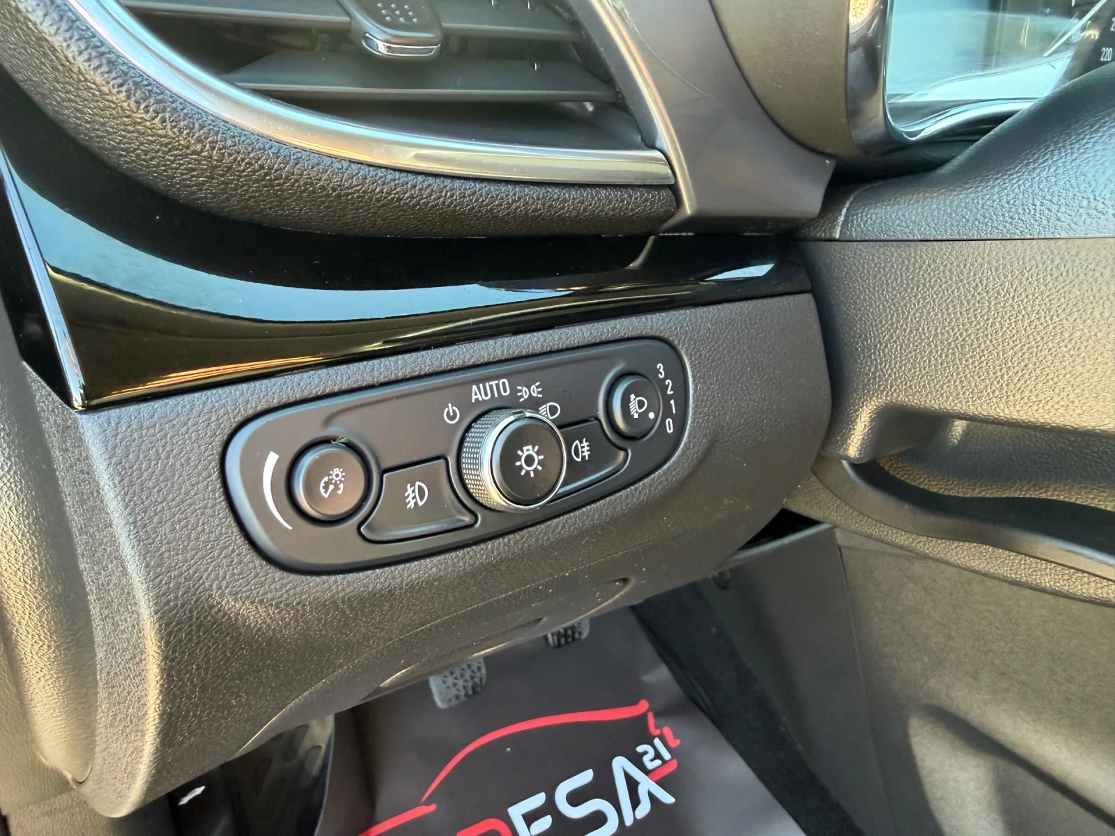 Opel Mokka X 1.4i ГАЗ 140кс., снимка 14 - Автомобили и джипове - 55843141