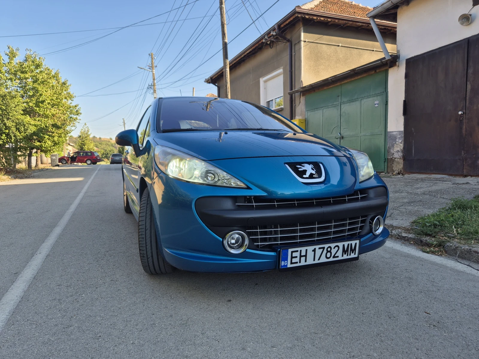Peugeot 207 1.6HDI, снимка 2 - Автомобили и джипове - 56037978
