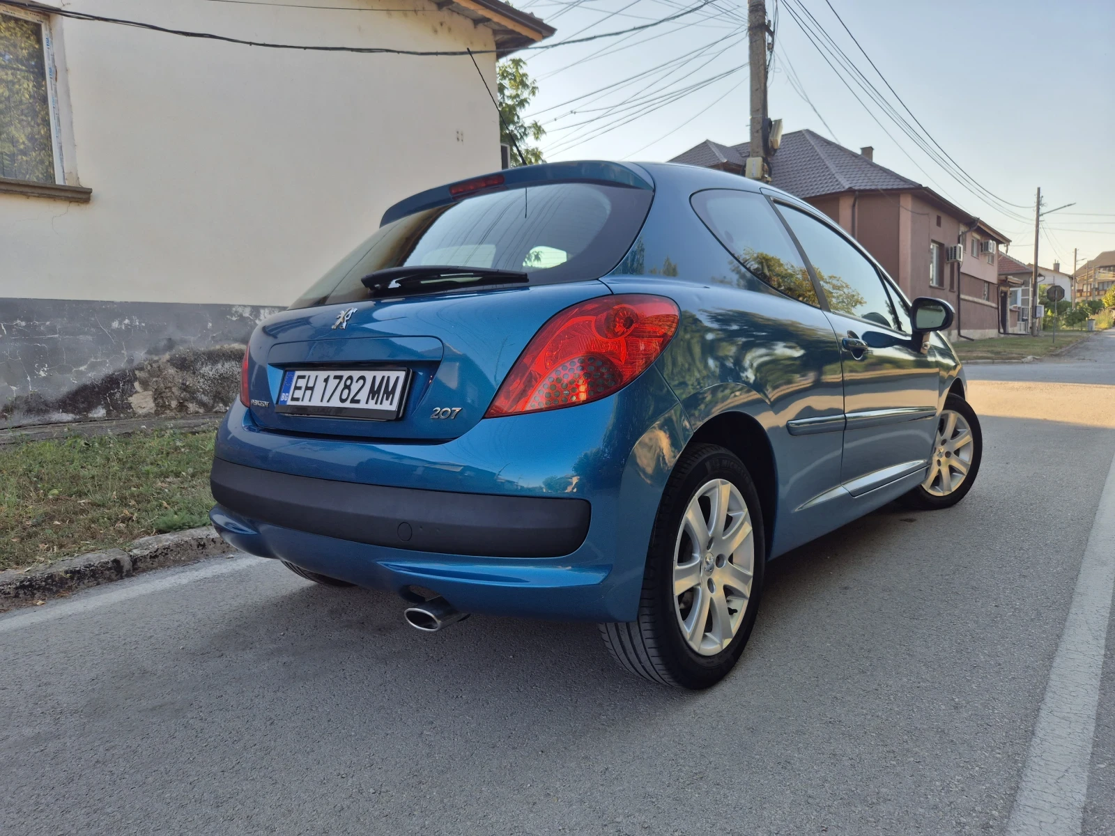 Peugeot 207 1.6HDI, снимка 4 - Автомобили и джипове - 56037978