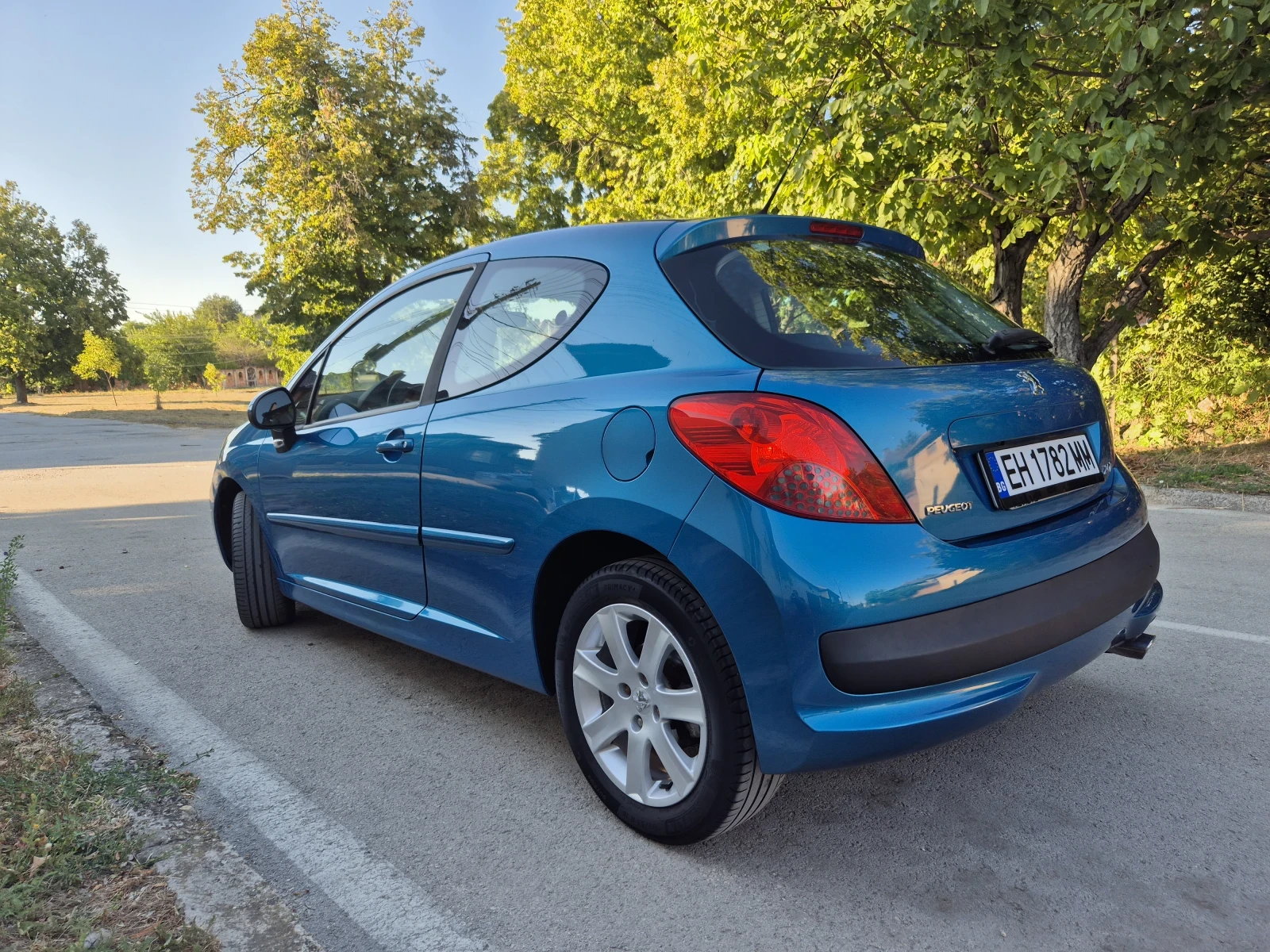 Peugeot 207 1.6HDI, снимка 5 - Автомобили и джипове - 56037978
