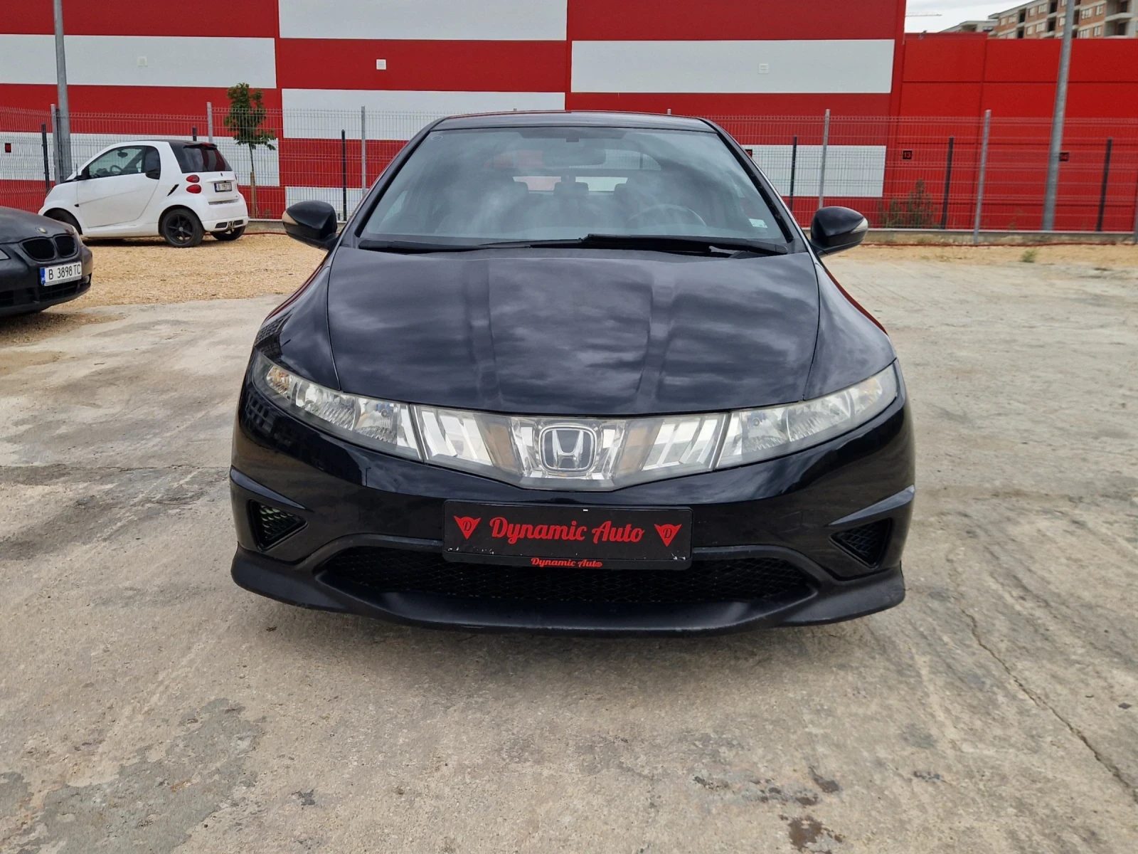 Honda Civic Регистриран / Обслужен / Лизинг / Бартер , снимка 2 - Автомобили и джипове - 56221073