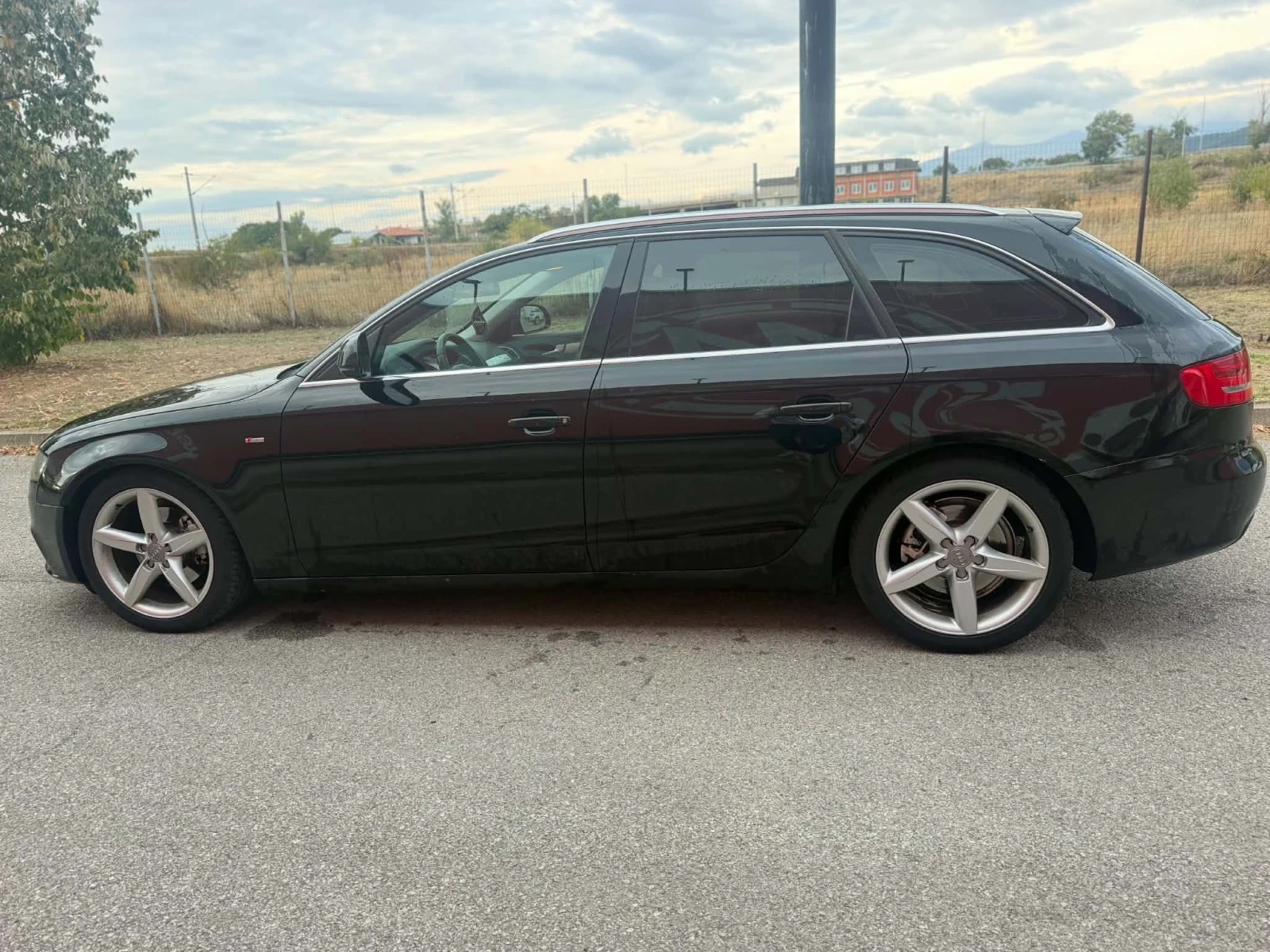 Audi A4, снимка 4 - Автомобили и джипове - 56273967