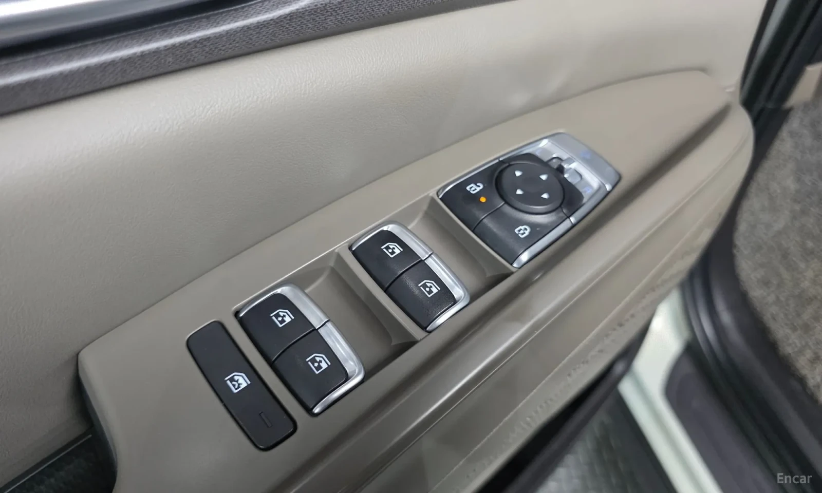 Kia Carnival Nobless\Head Up\1.6T Hybrid, снимка 13 - Автомобили и джипове - 56327155