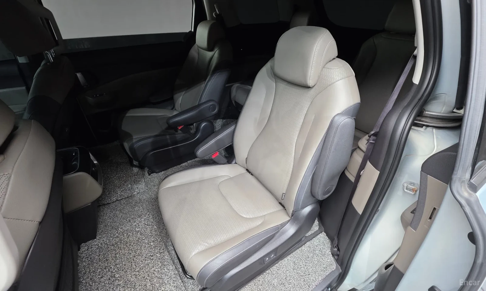 Kia Carnival Nobless\Head Up\1.6T Hybrid, снимка 17 - Автомобили и джипове - 56327155