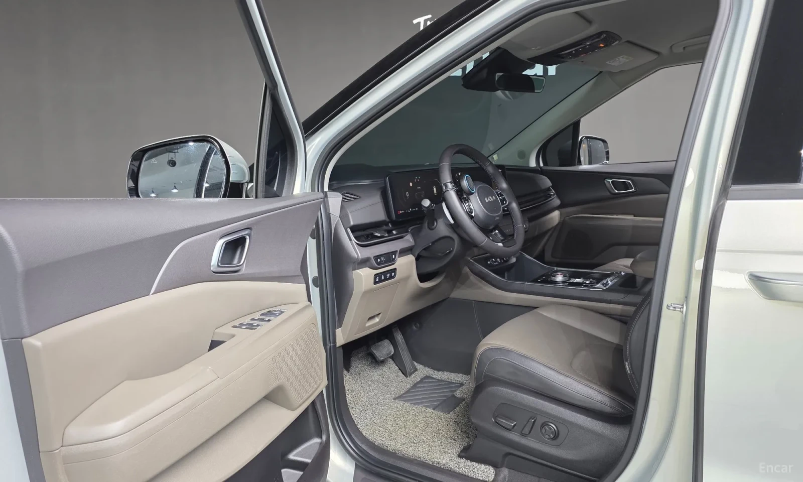 Kia Carnival Nobless\Head Up\1.6T Hybrid, снимка 12 - Автомобили и джипове - 56327155