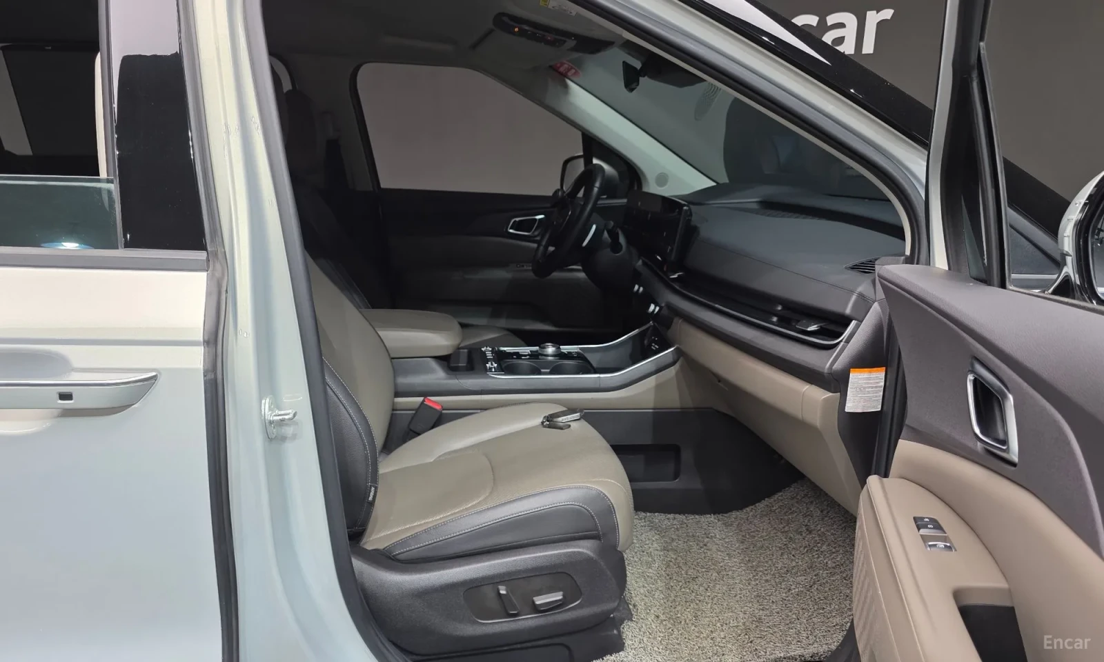 Kia Carnival Nobless\Head Up\1.6T Hybrid, снимка 10 - Автомобили и джипове - 56327155
