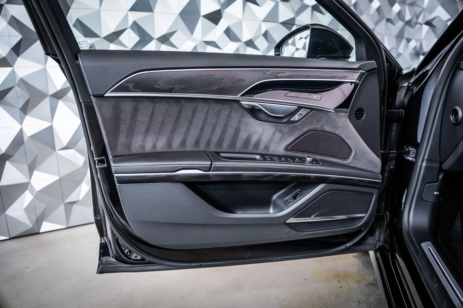 Audi A8 60 TDI lang Laser* OLED* B&O 3D*  Massage*  360  | Mobile.bg � ����������� 7