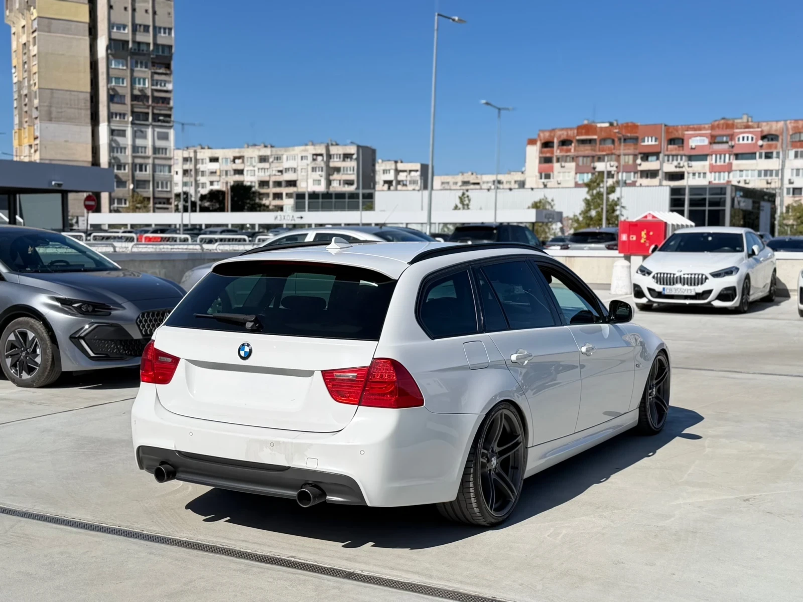 BMW 335 ОБСЛУЖЕН/Edition/Euro5, снимка 6 - Автомобили и джипове - 56329256
