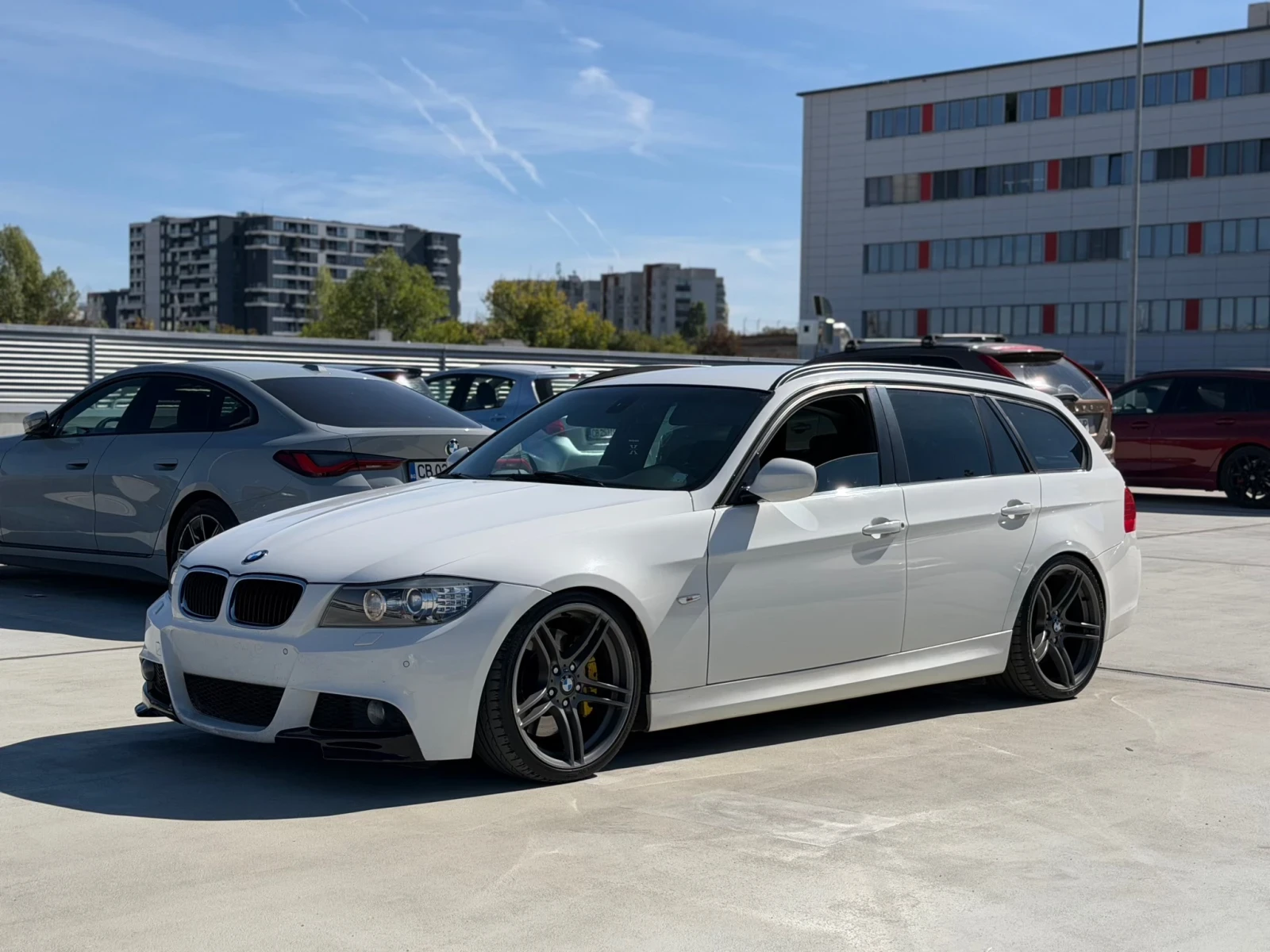 BMW 335 ОБСЛУЖЕН/Edition/Euro5, снимка 2 - Автомобили и джипове - 56329256