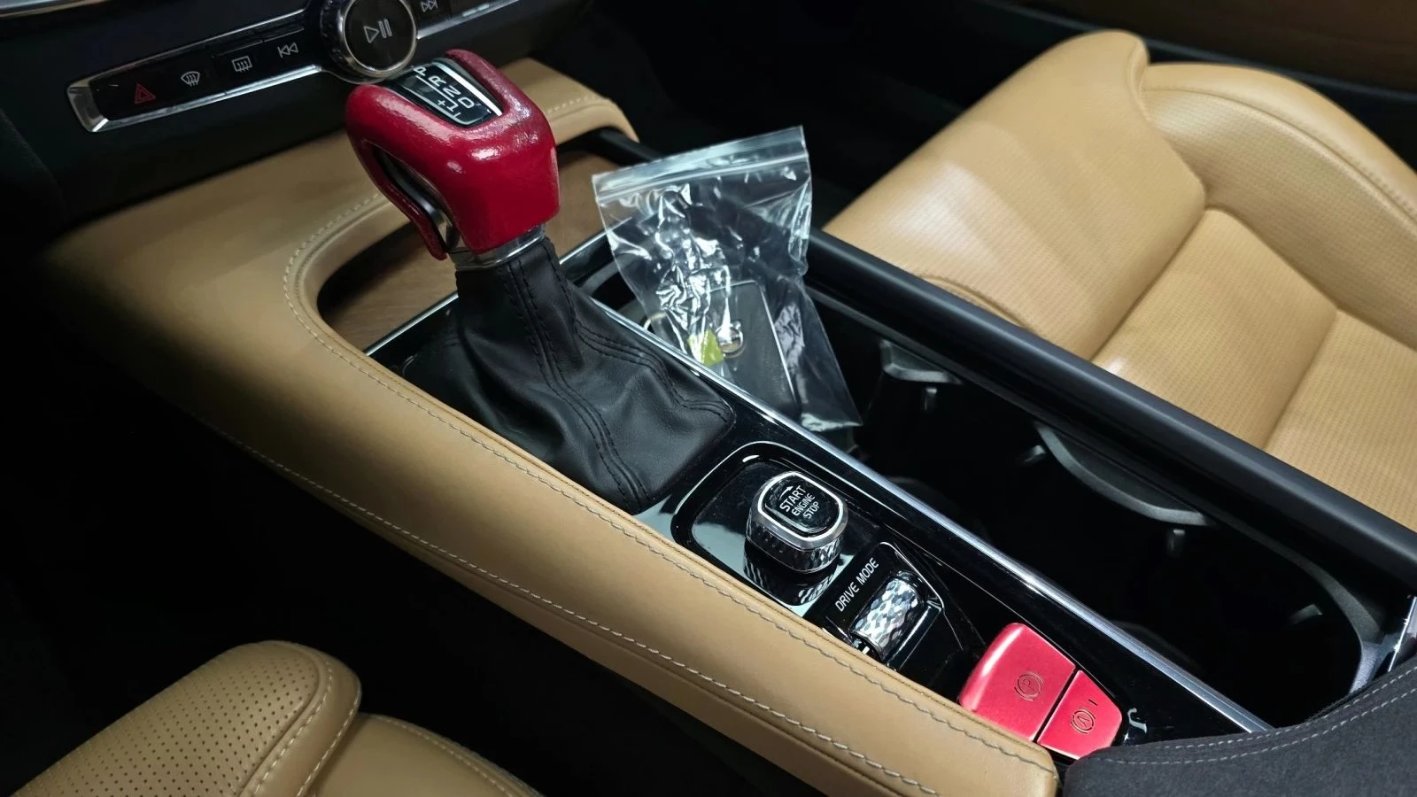 Volvo S90, снимка 8 - Автомобили и джипове - 56684822