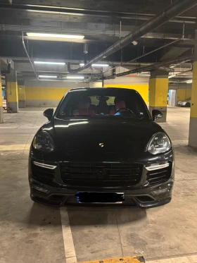 Porsche Cayenne  1