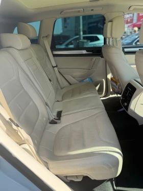 Обява за продажба на VW Touareg R-Line ~40 000 лв. - изображение 9