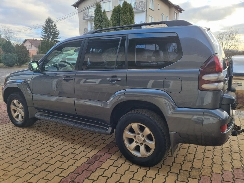 Toyota Land cruiser, снимка 2 - Автомобили и джипове - 49517714