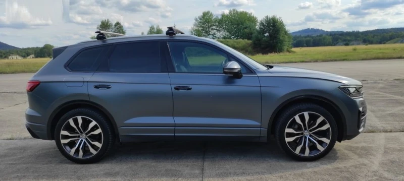 VW Touareg 3.0 TDI R-Line, снимка 6 - Автомобили и джипове - 47193258