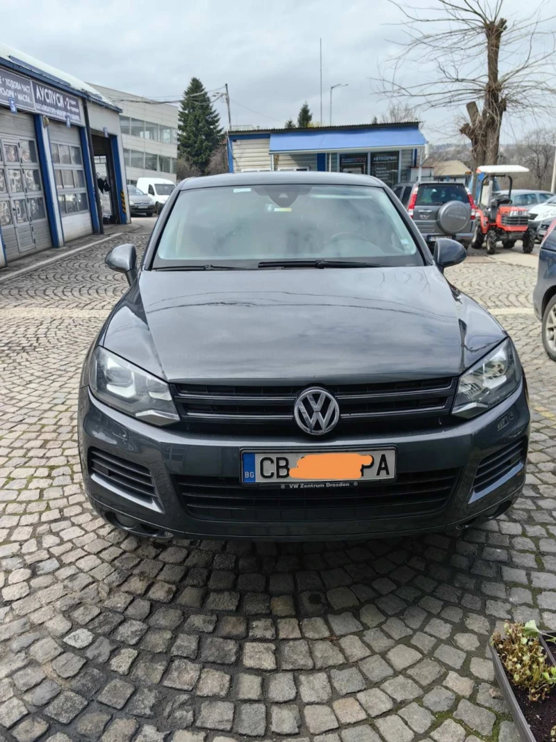 VW Touareg, снимка 2 - Автомобили и джипове - 48072009