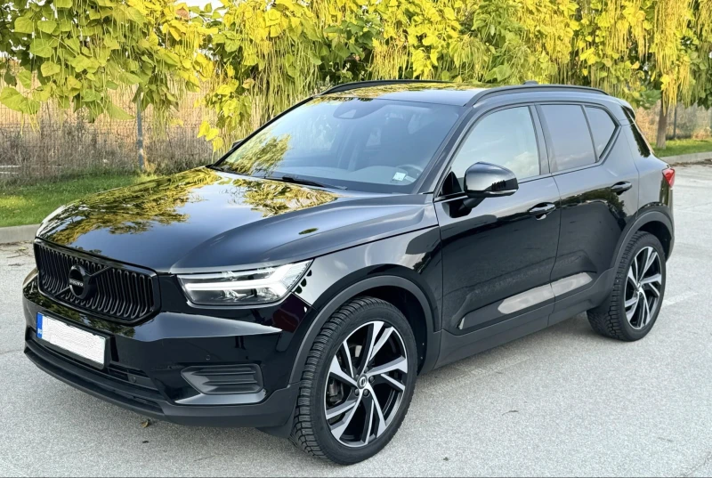 Volvo XC40 В ГАРАНЦИЯ, снимка 1 - Автомобили и джипове - 49482525