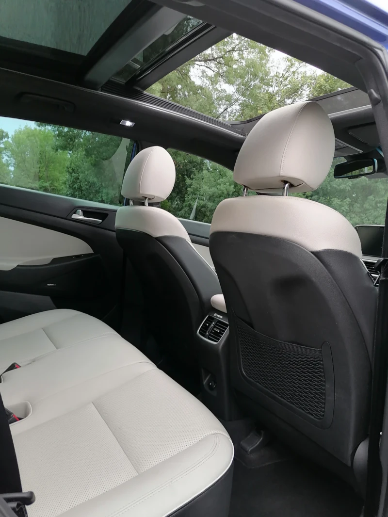 Hyundai Tucson Tucson* Premium* Панорама* 4WD* 79хил км* Като Нов, снимка 10 - Автомобили и джипове - 50942570