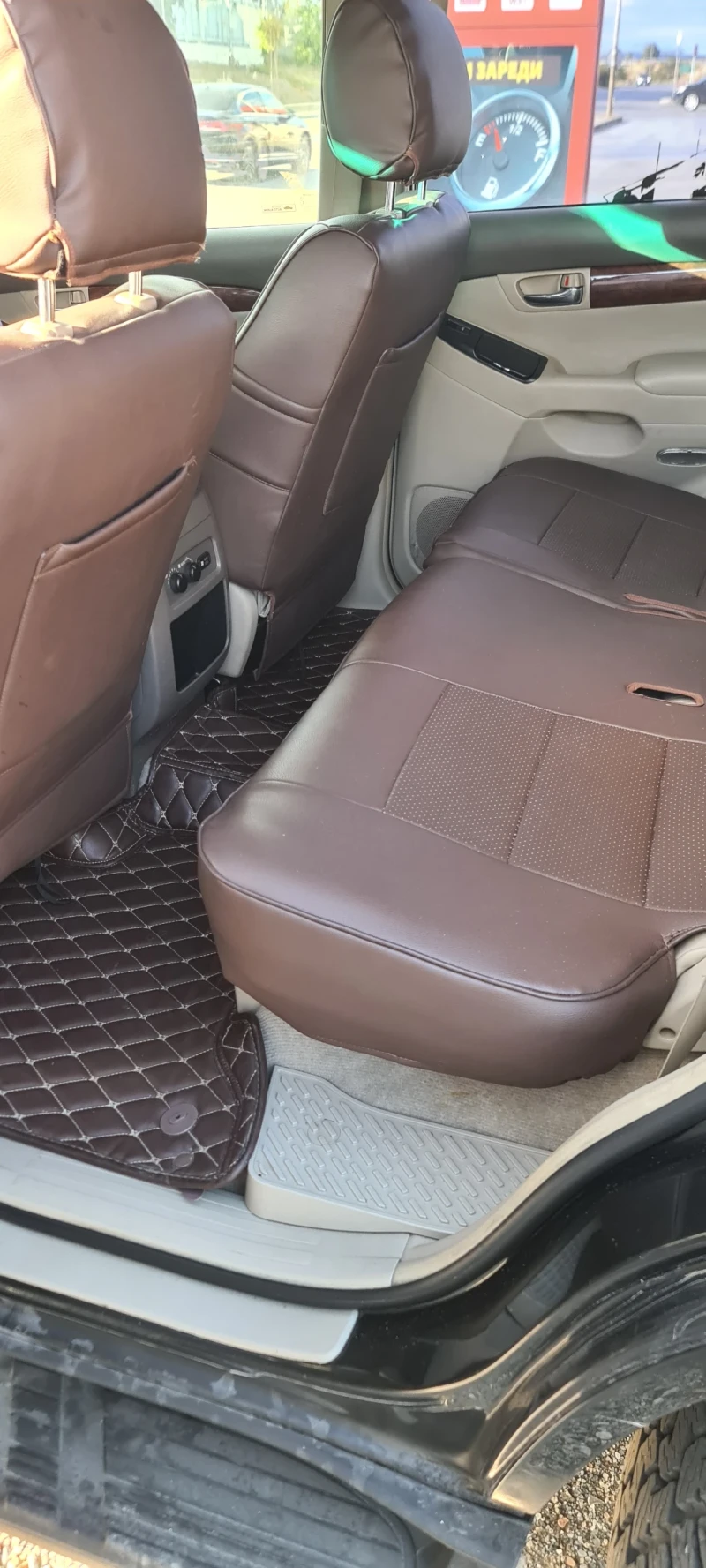 Toyota Land cruiser 3.0d , снимка 6 - Автомобили и джипове - 51784391