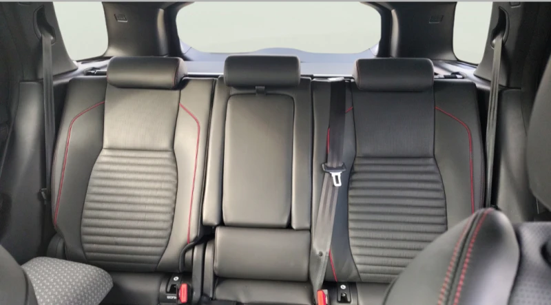 Land Rover Discovery Sport 1.5 I3 PHEV, снимка 15 - Автомобили и джипове - 53264216