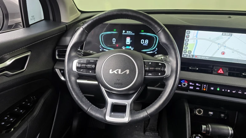 Kia Sportage 2.0 CRDI / АВТОМАТИК / СЕРВИЗНА ИСТОРИЯ !!!, снимка 11 - Автомобили и джипове - 53417777