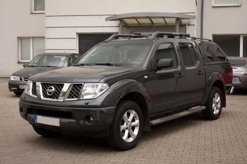 Nissan Navara 2.5dci на части, снимка 1 - Автомобили и джипове - 38106722