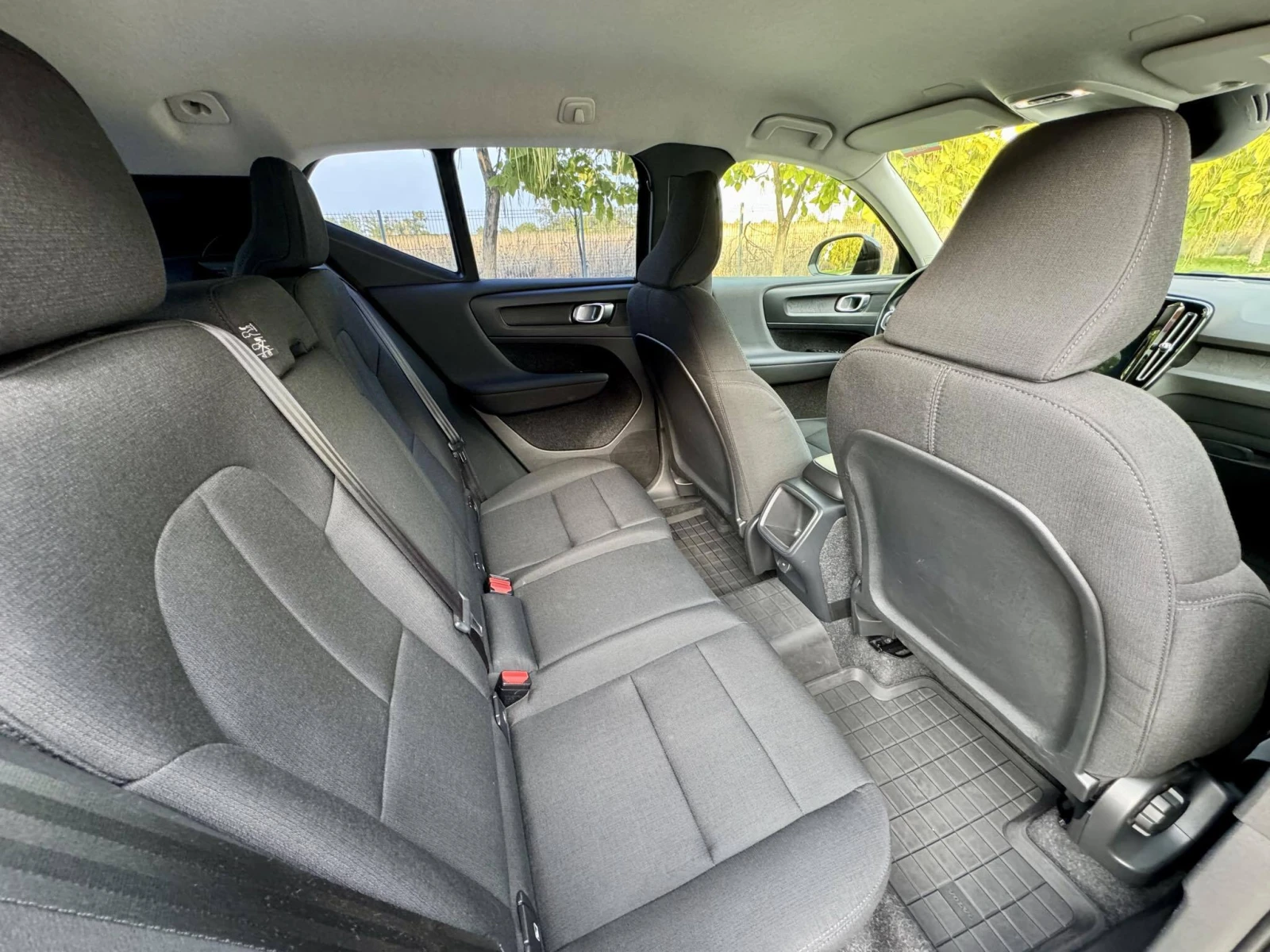 Volvo XC40   | Mobile.bg   13