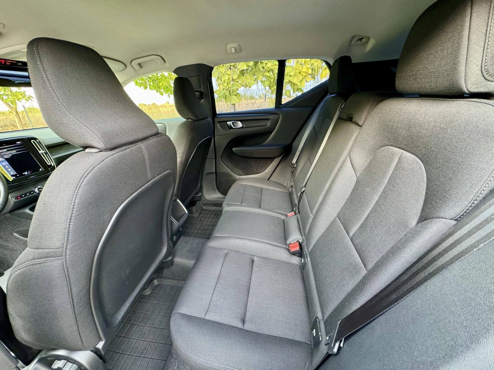 Volvo XC40   | Mobile.bg   12