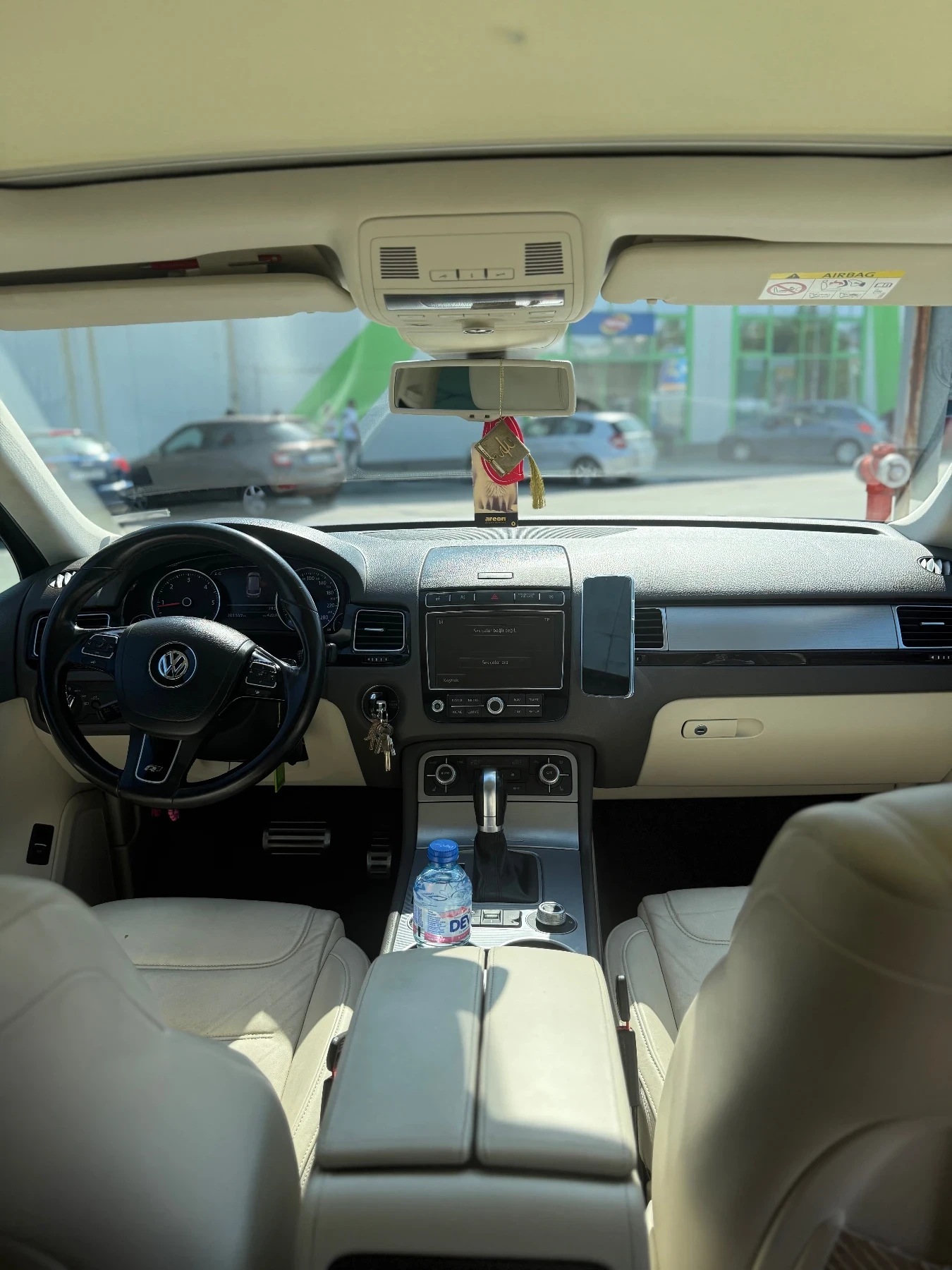 VW Touareg R-Line - изображение 9