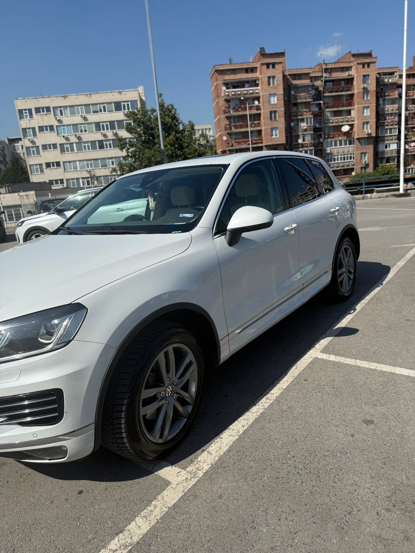 VW Touareg R-Line - изображение 2