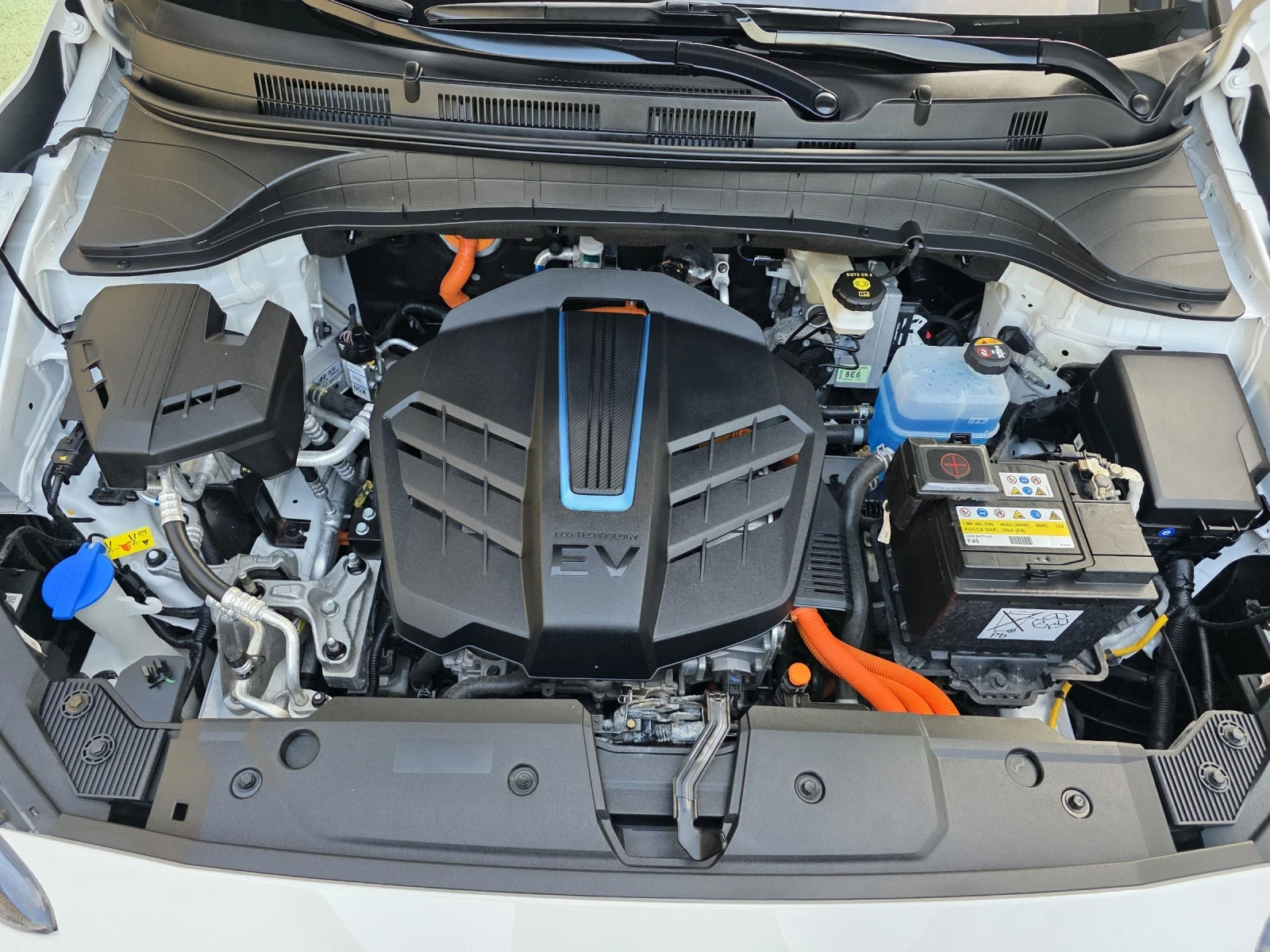 Hyundai Kona Нов гаранция 41227км.термо помпа - изображение 8