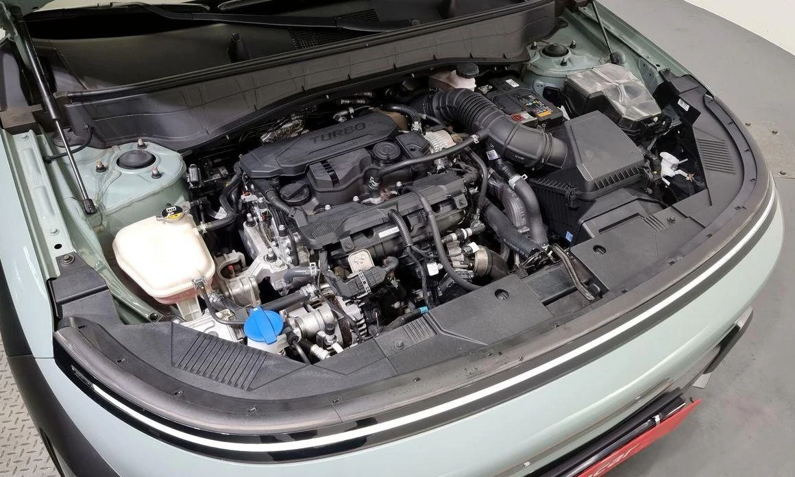 Hyundai Kona Gasoline 1.6 Turbo 2WD Inspiration - изображение 6