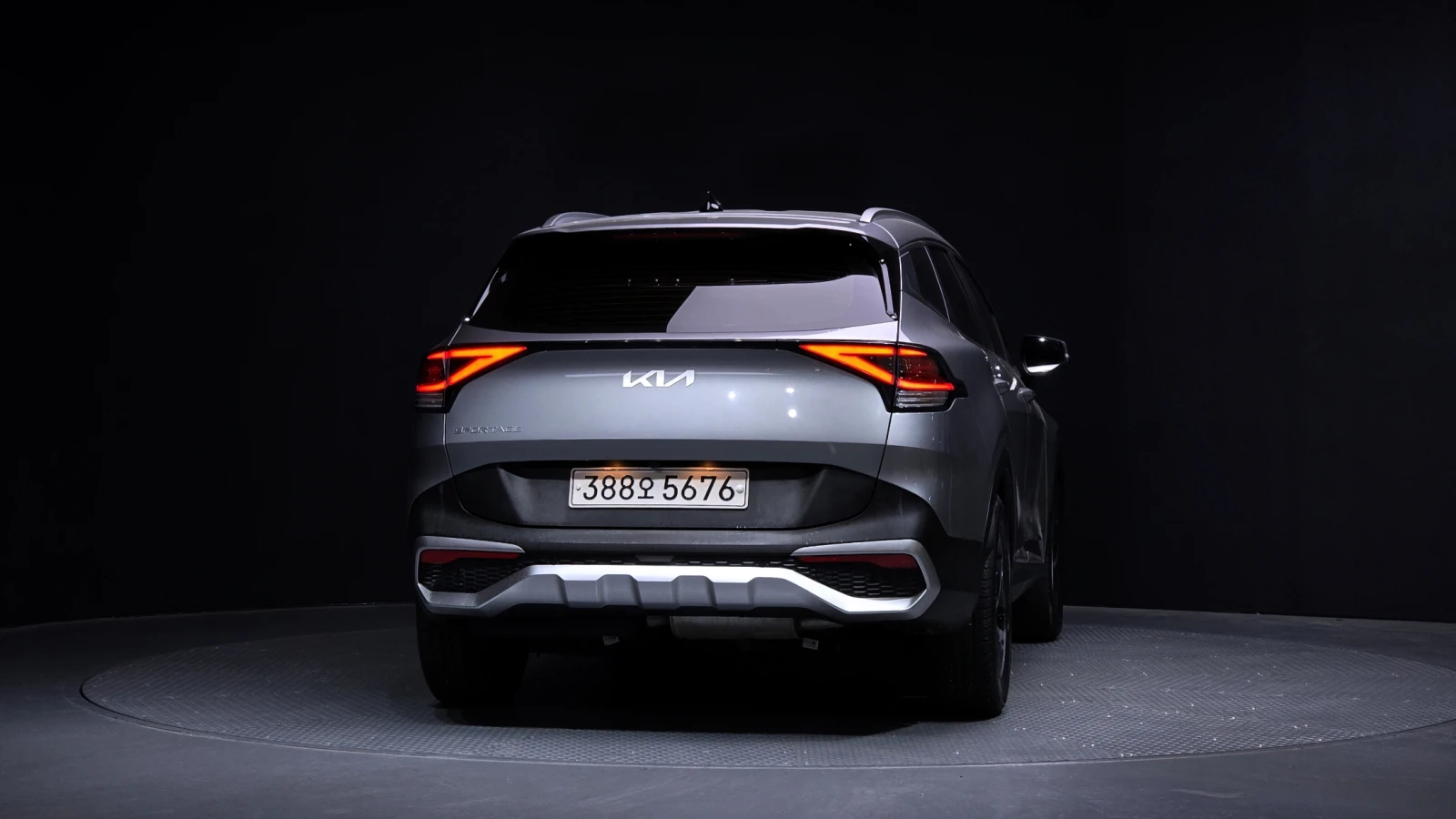 Kia Sportage 2.0 CRDI / АВТОМАТИК / СЕРВИЗНА ИСТОРИЯ !!! - изображение 4