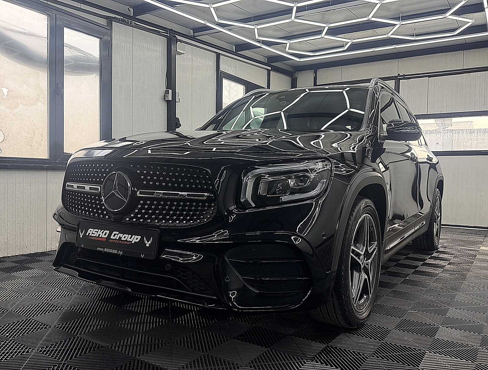 Mercedes-Benz GLB AMG/PANORAMA/7-MESTA/DIGITAL/СОБСТВЕН ЛИЗИНГ