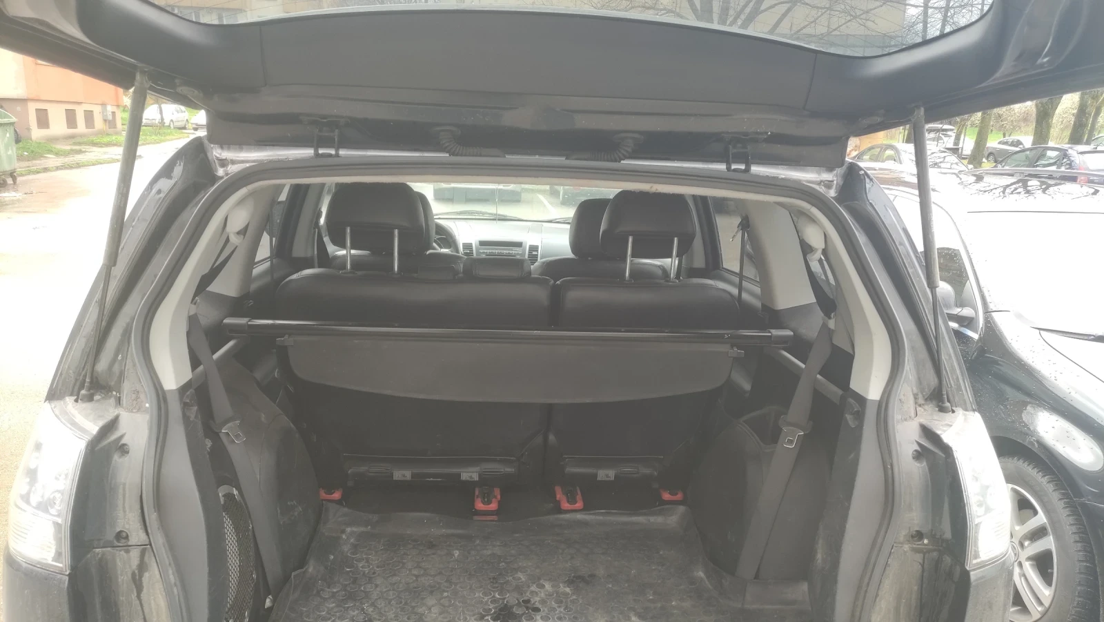 Mitsubishi Outlander, снимка 14 - Автомобили и джипове - 54091219