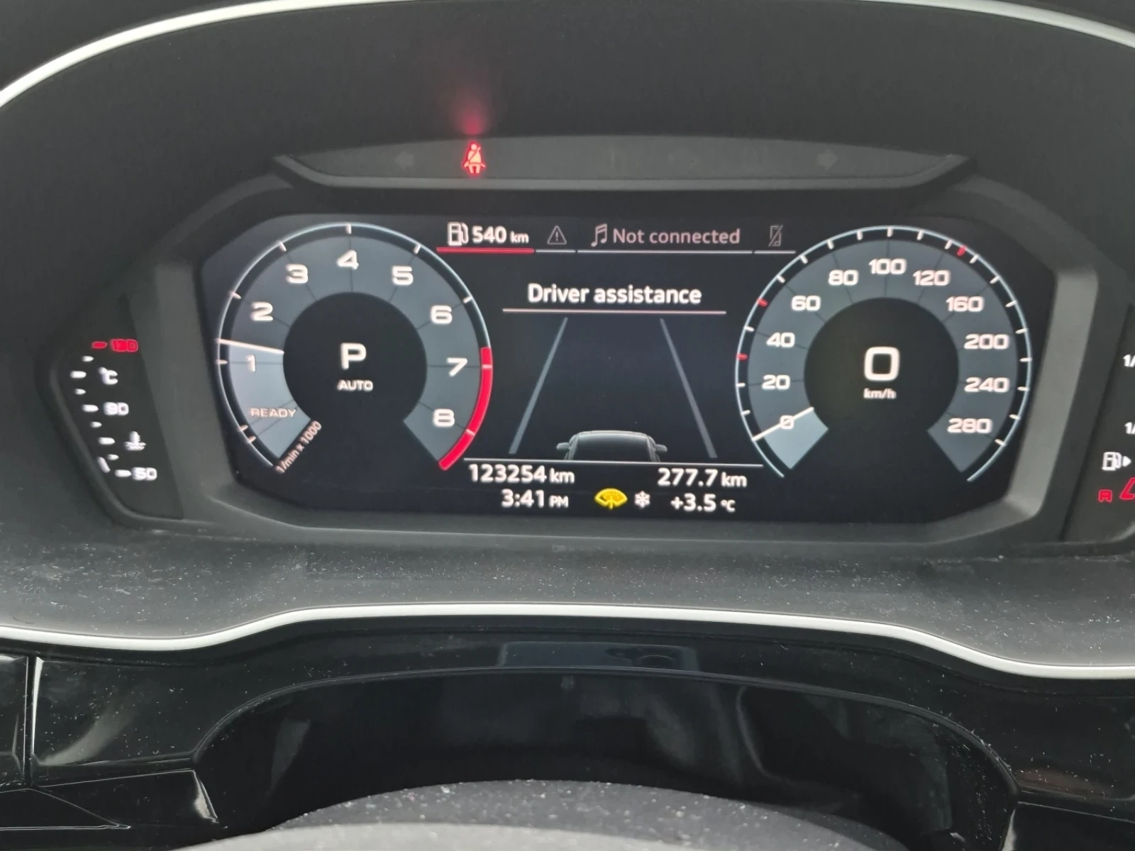 Audi Q3 PROGRESSIV | 360 ������ | �������� | KEYLESS |  | Mobile.bg � ����������� 9