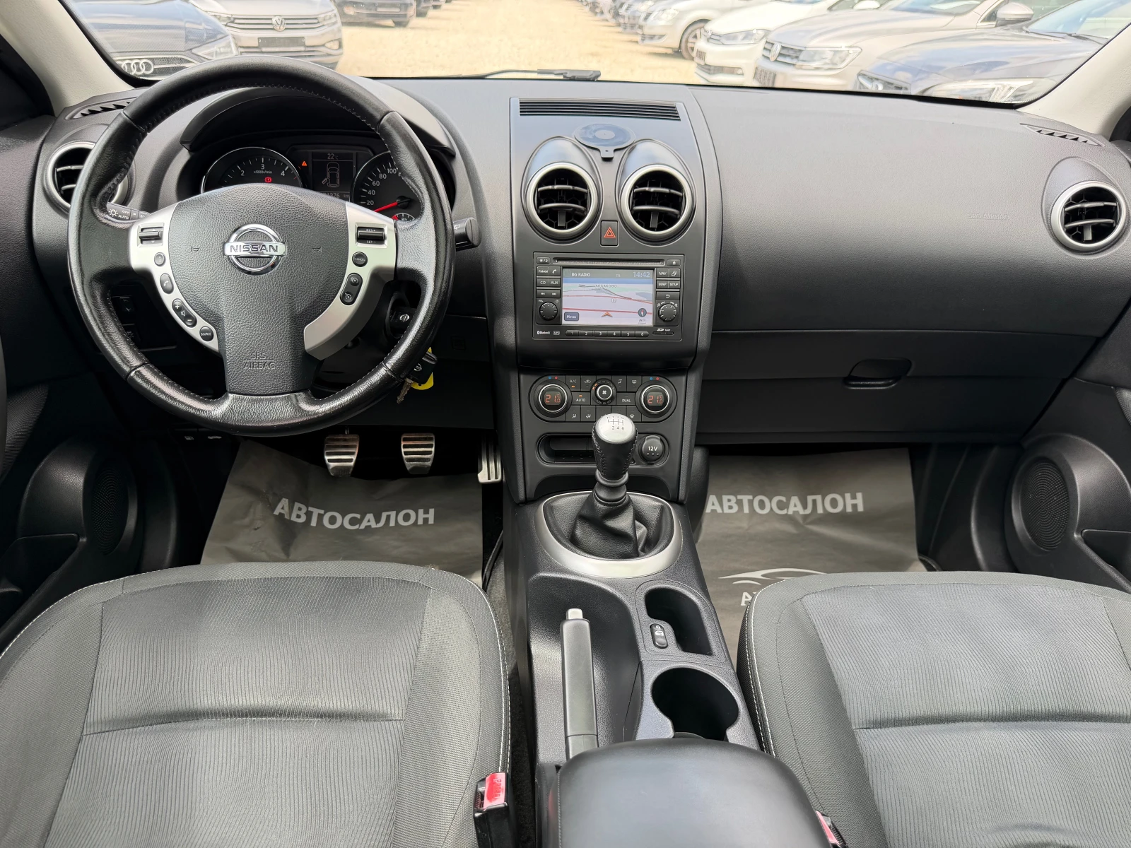 Nissan Qashqai 1.5DCI TEKNA NAVi CAMERA PANORAMA ПЪЛНО СЕРВИЗИРАН, снимка 8 - Автомобили и джипове - 54653786