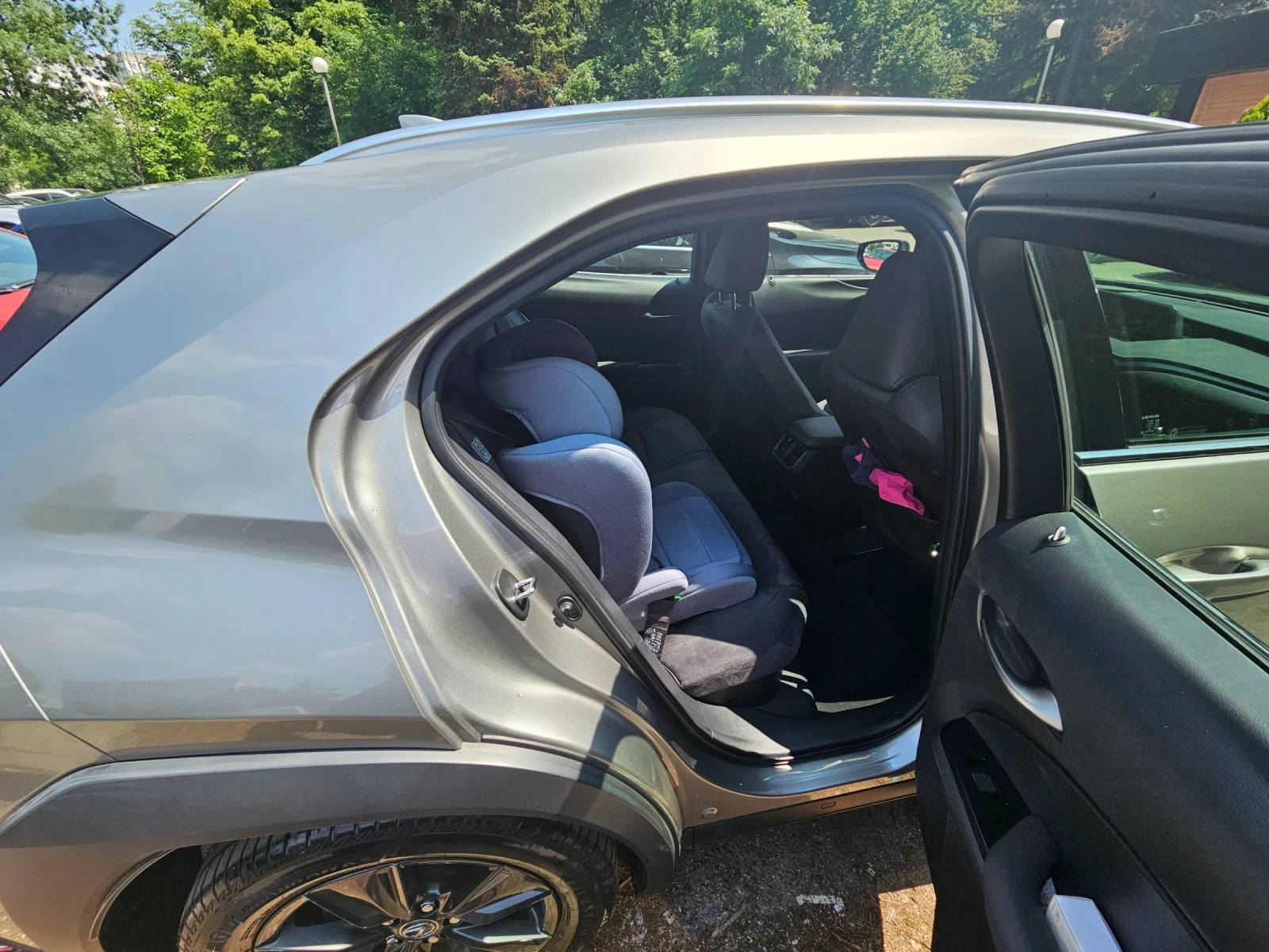 Lexus UX 250h Business, снимка 9 - Автомобили и джипове - 54800799