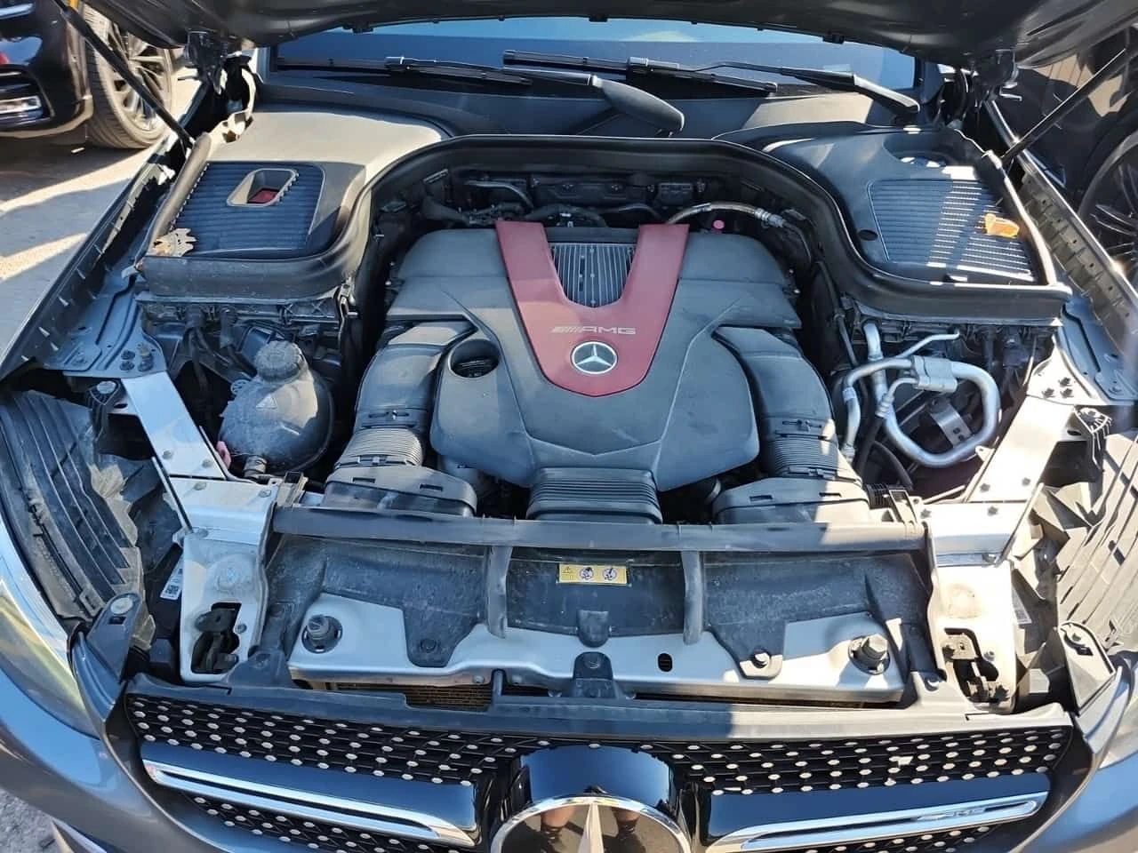Mercedes-Benz GLC 43 AMG ДИСТРОНИК * PANO * ПОДГРЕВИ * CARFAX, снимка 16 - Автомобили и джипове - 55094286