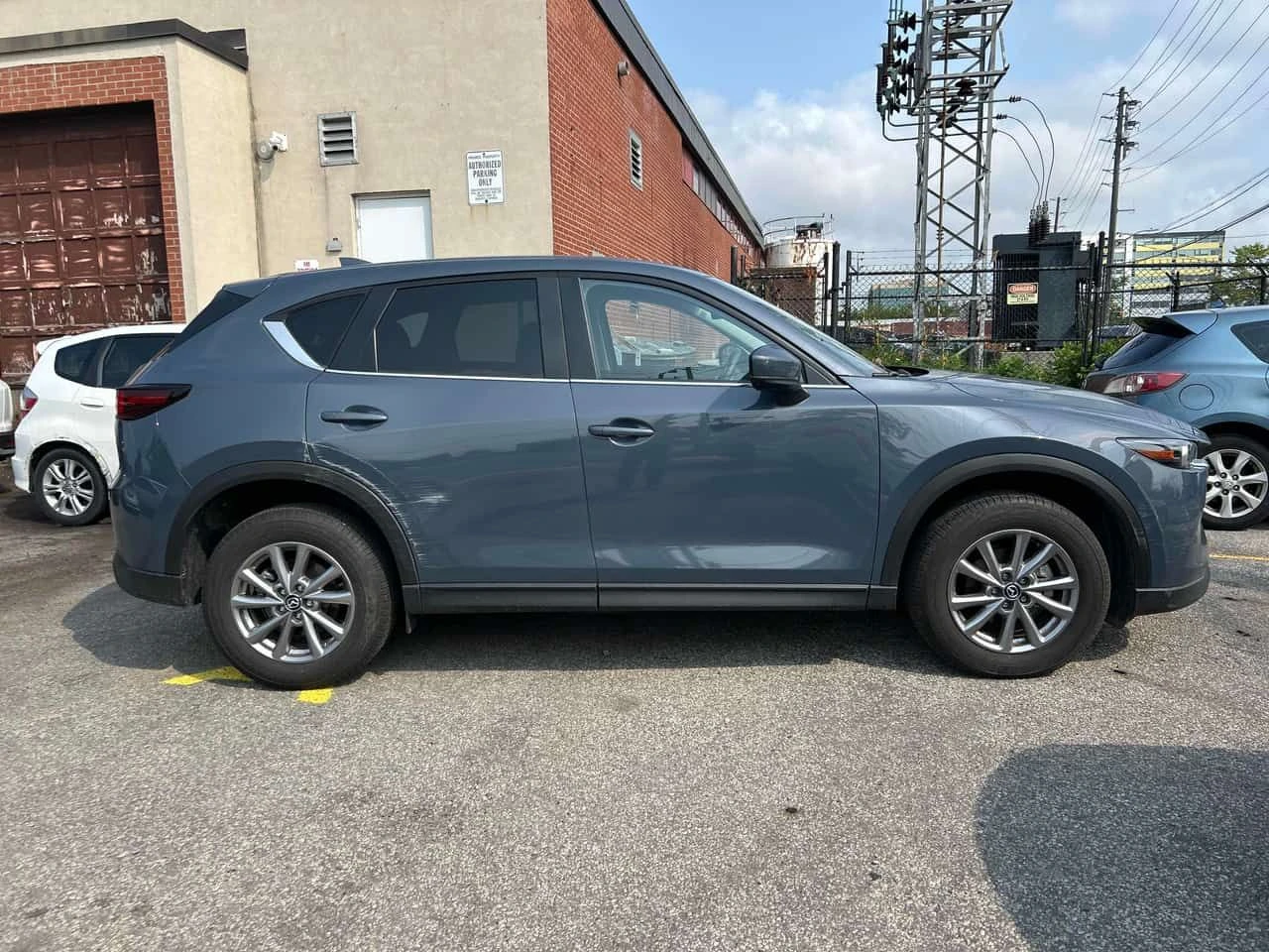Mazda CX-5 * GS * DISTRONIC* CARFAX * БЕЗ ПЪРВОНАЧАЛНА ВНОСКА, снимка 3 - Автомобили и джипове - 55532651
