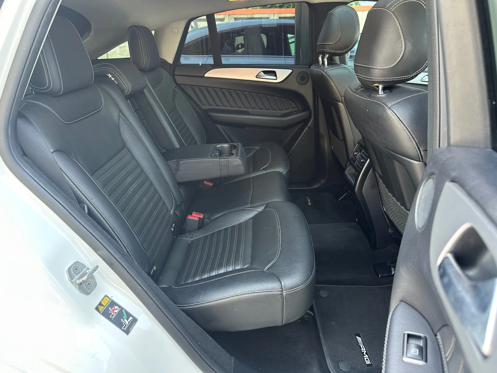 Mercedes-Benz GLE 350 cdi 9Gtronik /LED/Camera/KEYLESS/Panorаm/165000km , снимка 14 - Автомобили и джипове - 55827798
