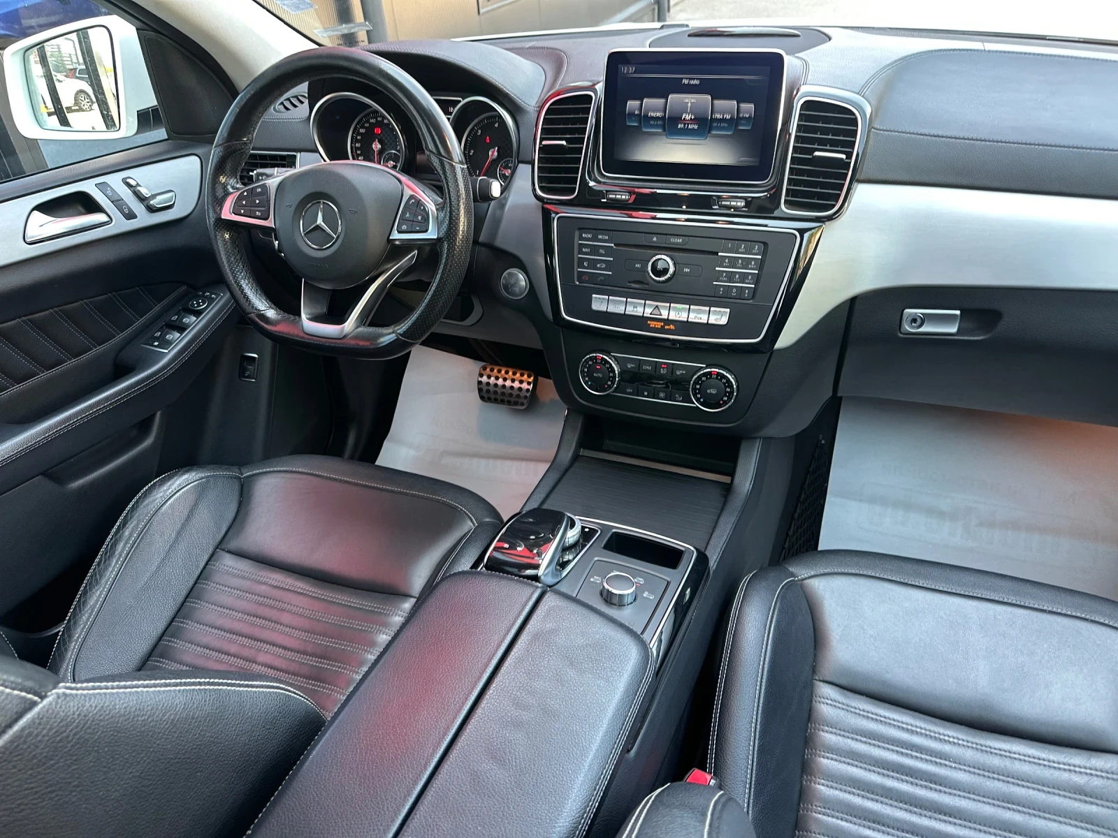 Mercedes-Benz GLE 350 cdi 9Gtronik /LED/Camera/KEYLESS/Panorаm/165000km , снимка 11 - Автомобили и джипове - 55827798