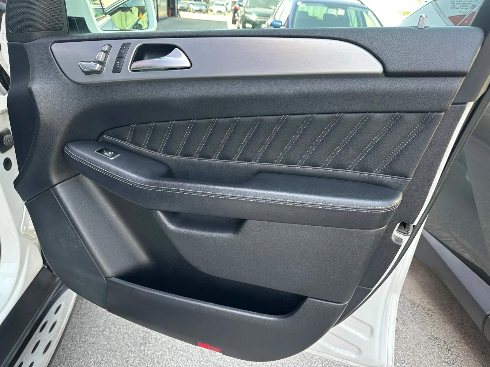 Mercedes-Benz GLE 350 cdi 9Gtronik /LED/Camera/KEYLESS/Panorаm/165000km , снимка 13 - Автомобили и джипове - 55827798